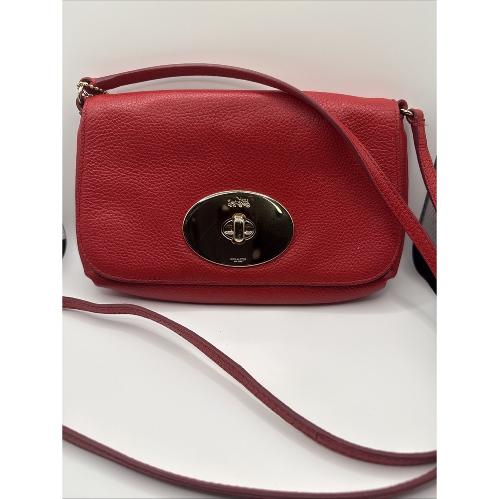 COACH F52896 RED Pebbled Leather Liv Turn Lock Pouch Crossbody Shoulder Bag Nice